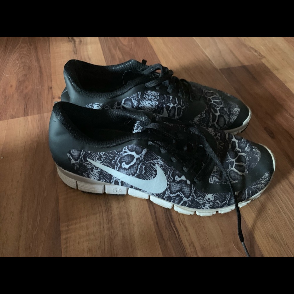 Snake skin Nike’s